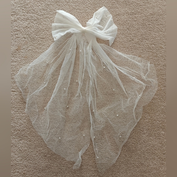 Accessories - Bridal Hair Clip Pearl Bow